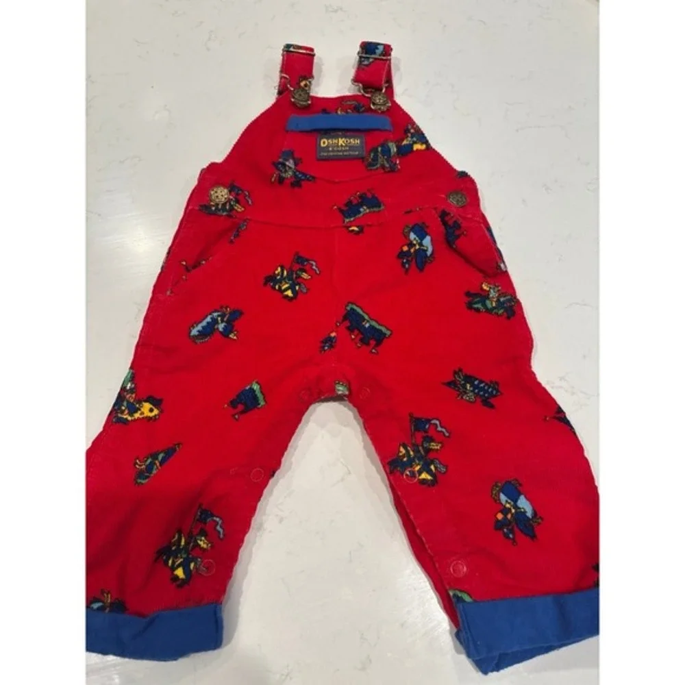 VINTAGE Oshkosh Overalls Castles and knights Paper Tag‎ Great Condition